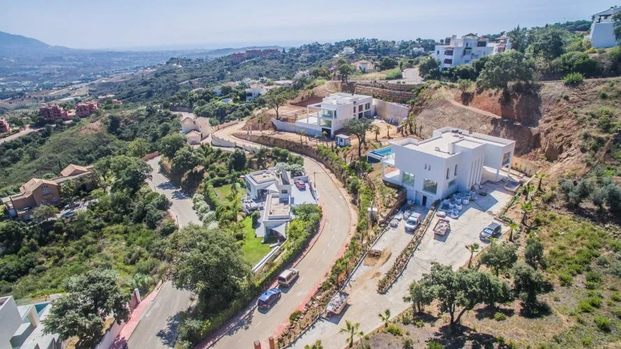 Villa de 4 dormitorios en Marbella, Spain No. 245 № 6