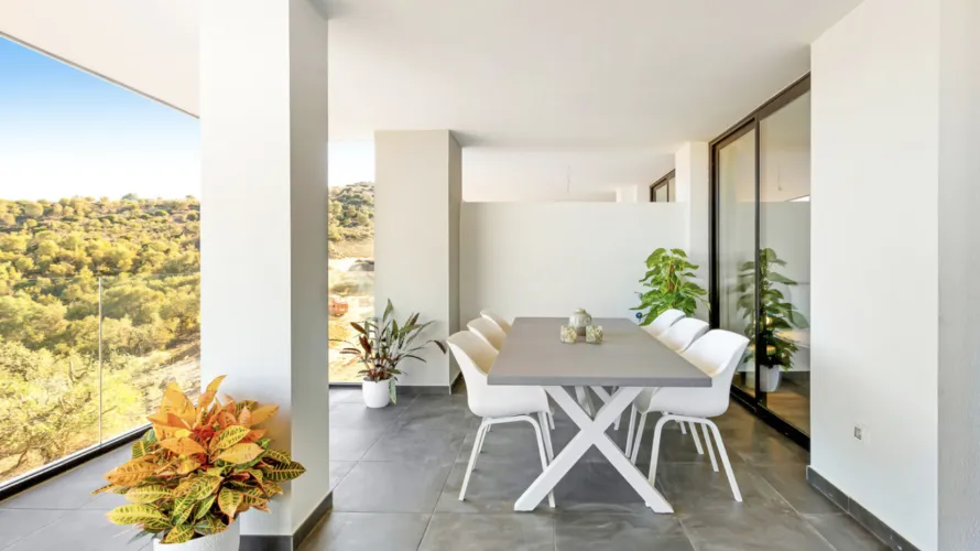 Apartamento de 4 dormitorios en Mijas Costa, Spain No. 361 № 18