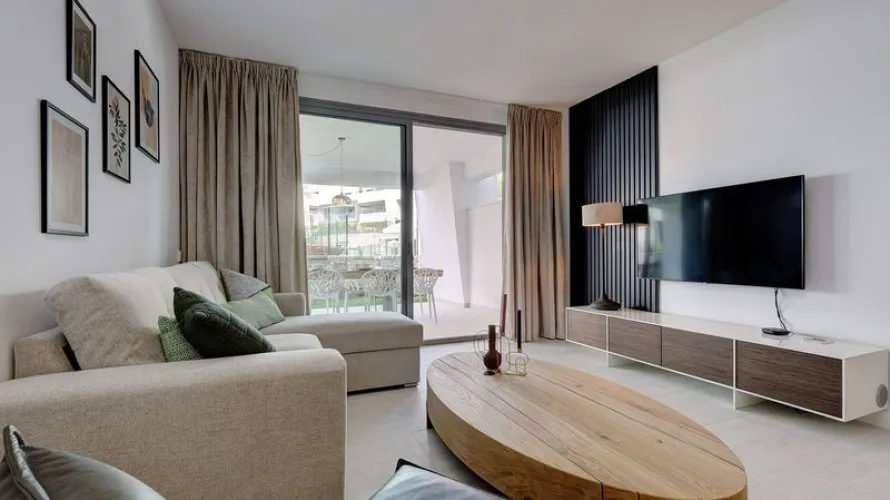 Apartamento de 2 dormitorios en Estepona, Spain No. 416 № 20