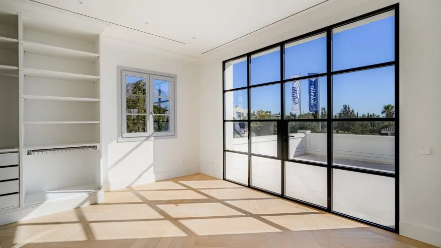 Villa de 4 dormitorios en Nueva Andalucía, Spain No. 276 № 13