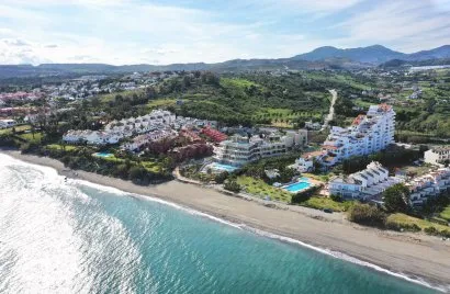 Dúplex de 2 dormitorios en Estepona, Spain No. 135