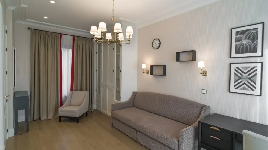 Villa de 6 dormitorios en Marbella, Spain No. 411 № 4