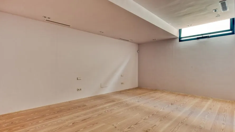 Villa de 4 dormitorios en Marbella, Spain No. 148 № 7