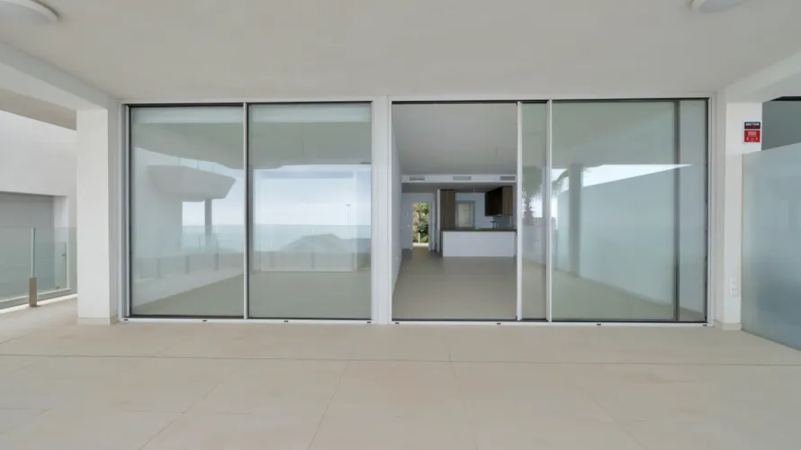 Apartamento de 3 dormitorios en Benalmádena, Spain No. 418 № 12