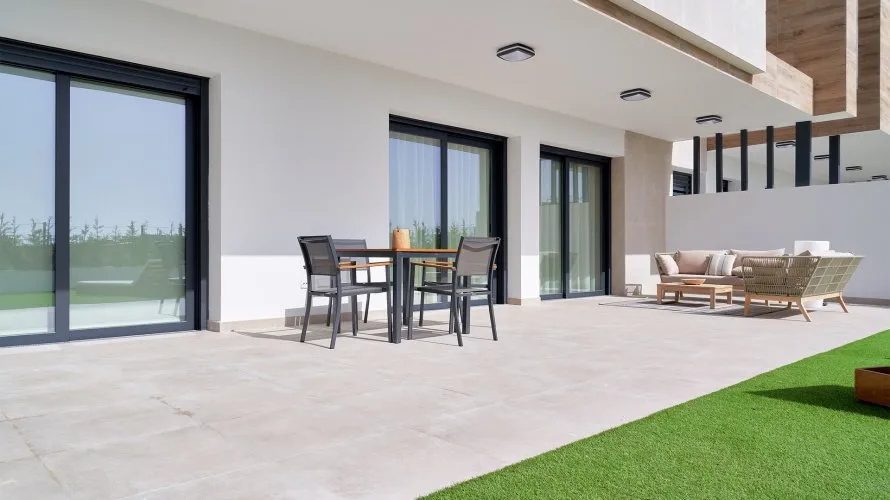 Apartamento de 2 dormitorios en La Atalaya, Spain No. 192 № 19