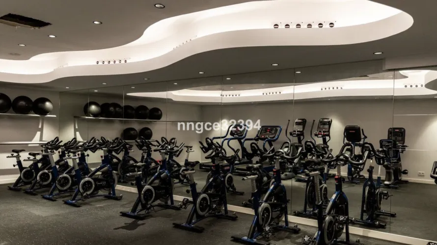 Apartamento de 2 dormitorios en Estepona, Spain No. 424 № 2