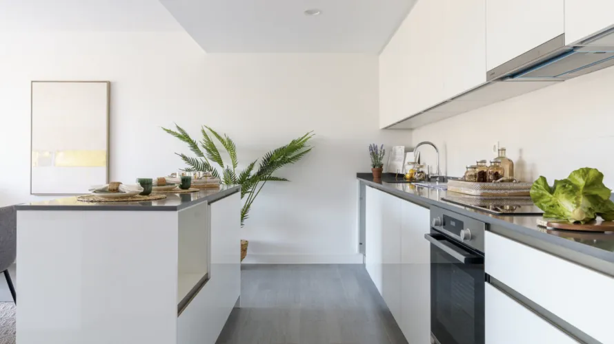 Apartamento de 4 dormitorios en Mijas Costa, Spain No. 313 № 5