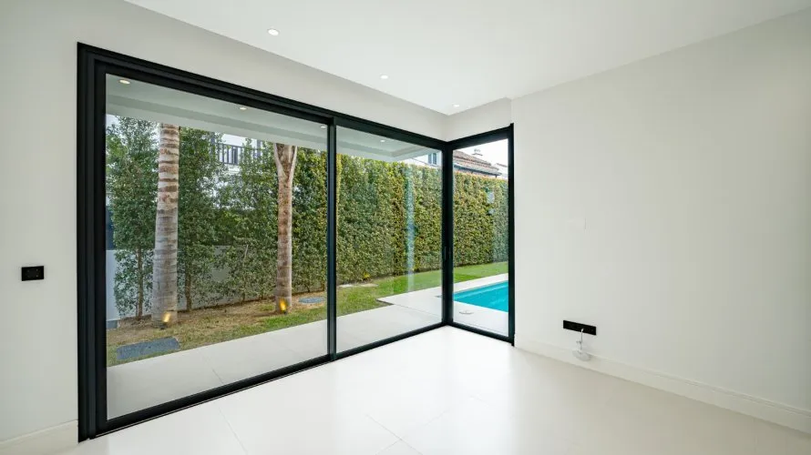 Villa de 4 dormitorios en Marbella, Spain No. 409 № 20