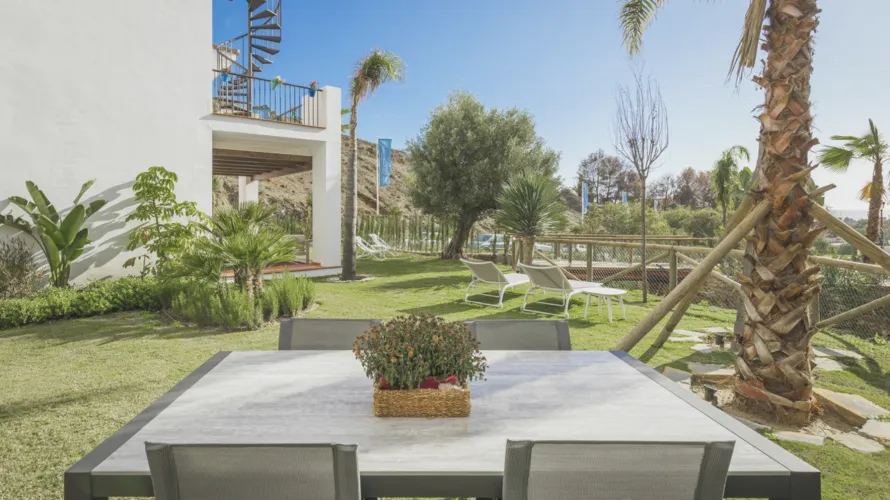 Apartamento de 3 dormitorios en Benahavís, Spain No. 359 № 10