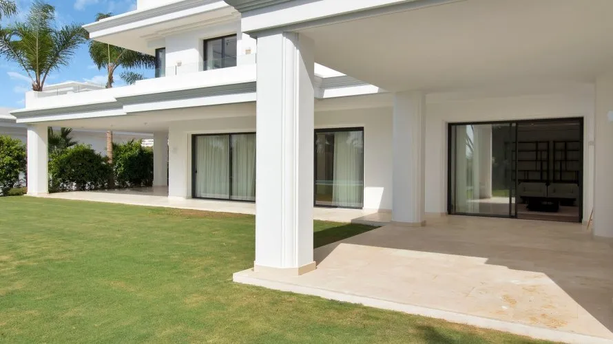 Villa de 6 dormitorios en Marbella, Spain No. 317 № 7