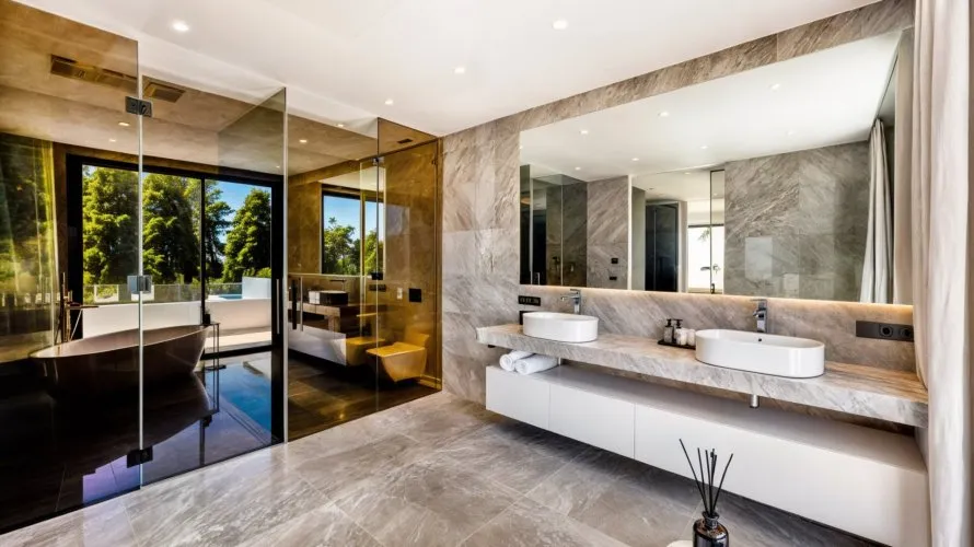 Villa de 6 dormitorios en Marbella, Spain No. 410 № 18