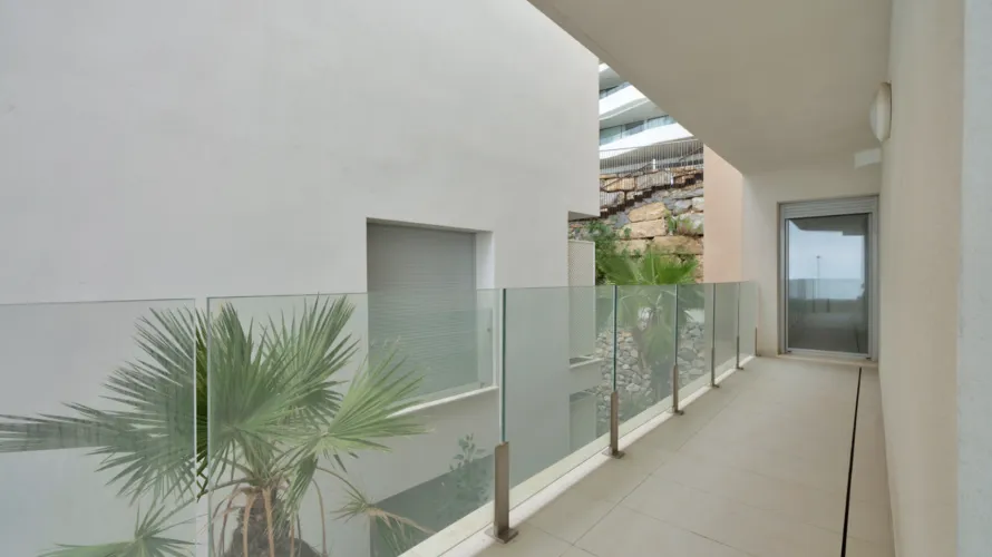 Apartamento de 3 dormitorios en Benalmádena, Spain No. 418 № 10