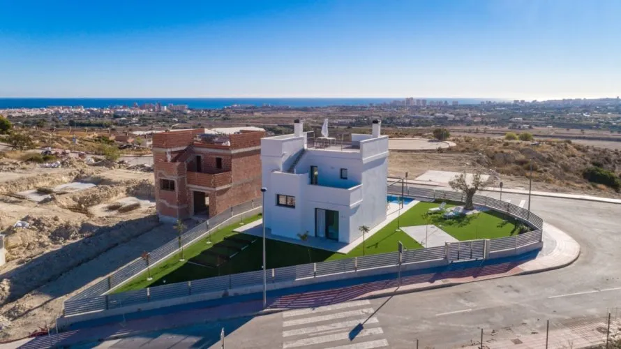 Apartamento de 3 dormitorios en Mutxamel, España No. 775 № 1