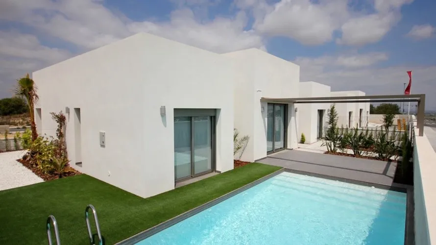 Apartamento de 3 dormitorios en El Campello, España No. 739 № 3