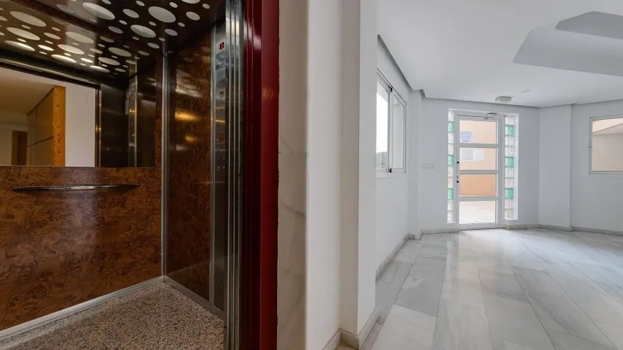 Apartamento de 1 dormitorio en Alicante, Spain No. 1322 № 22