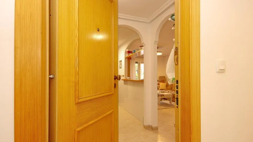 Apartamento de 1 dormitorio en Alicante, Spain No. 1322 № 24