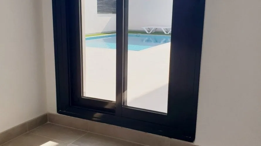 Villa de 3 dormitorios en Pinar De Campoverde, España No. 744 № 24