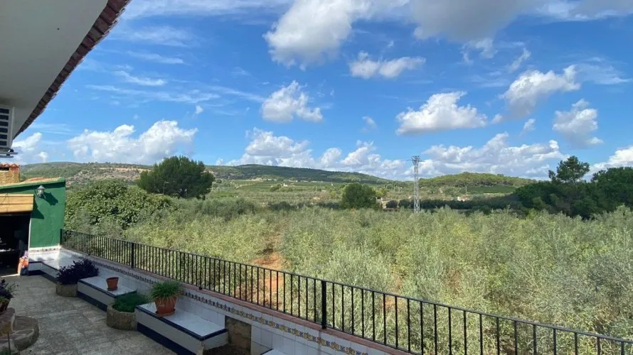Сasa de 3 dormitorios en Algímia d'Alfara, Spain No. 685 № 26