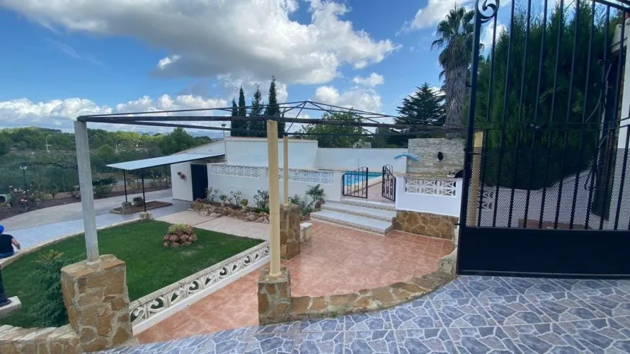 Сasa de 3 dormitorios en Algímia d'Alfara, Spain No. 685 № 21