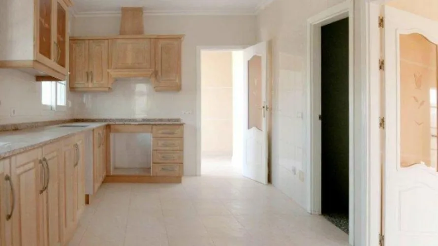 Villa de 3 dormitorios en La Manga del Mar Menor, Spain No. 659 № 2