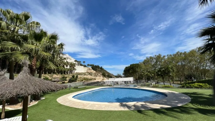 Apartamento de 3 dormitorios en Xeresa, España No. 751 № 4