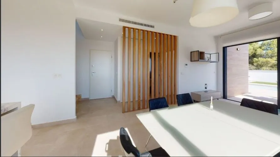 Villa de 3 dormitorios en La Nucia, España No. 747 № 21