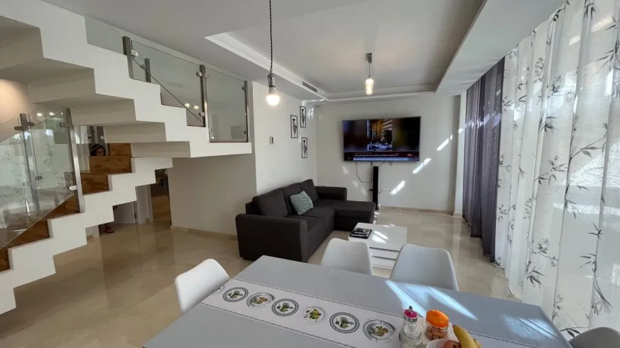 Apartamento de 3 dormitorios en Villajoyosa, España No. 781 № 27
