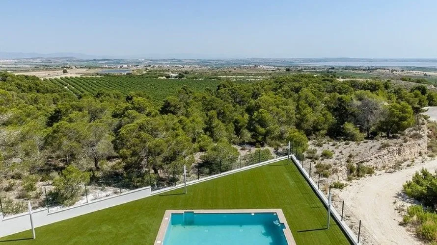 Bungalow de 3 dormitorios en San Miguel de Salinas, España No. 723 № 4