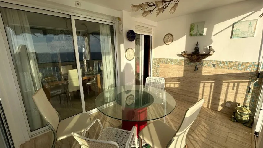 Apartamento de 2 dormitorios en Benidorm, España No. 1032 № 5