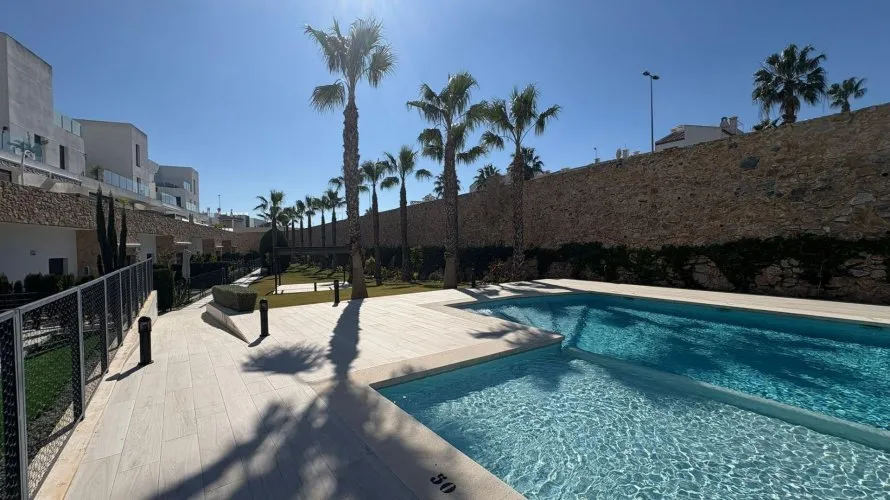 Apartamento de 2 dormitorios en Villamartin, España No. 1251 № 2