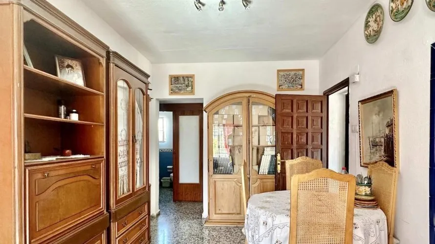 Villa de 4 dormitorios en L'Alfàs del Pi, España No. 851 № 2