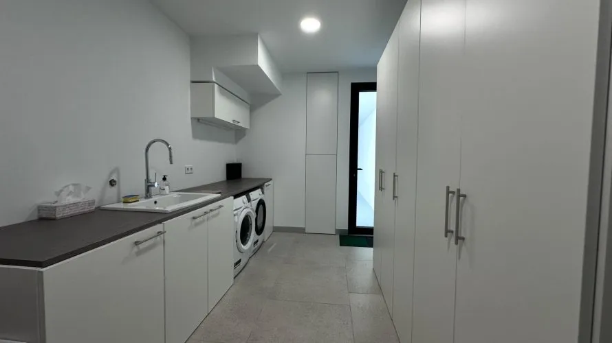 Villa de 691m² en Finestrat, Spain No. 1085 № 18