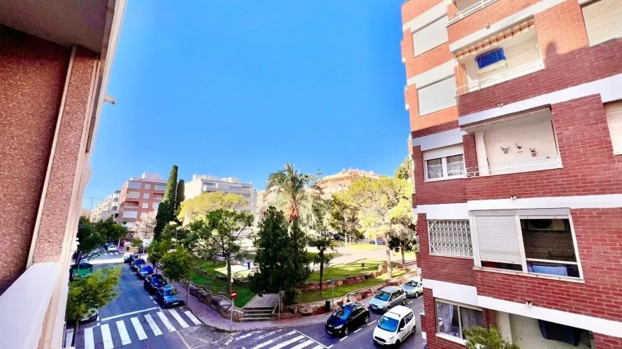 Apartamento de 2 dormitorios en Torrevieja, Spain No. 1347 № 4