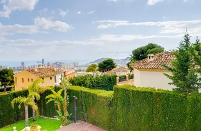 Villa de 4 dormitorios en Finestrat, Spain No. 624