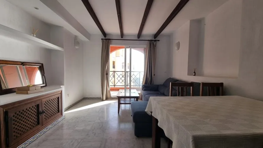 Apartamento de 2 dormitorios en Torrevieja, España No. 608 № 7