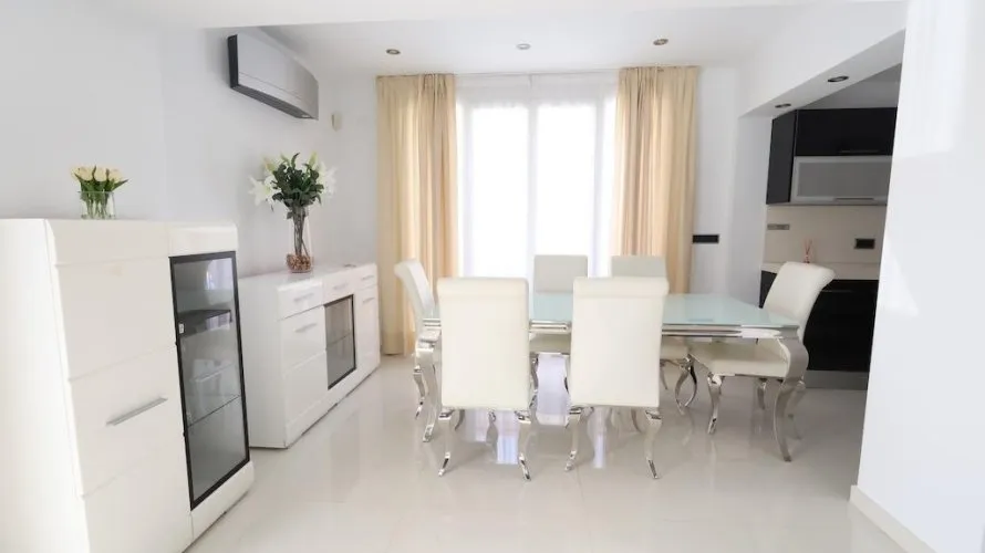 Apartamento de 4 dormitorios en Cabo Roig, España No. 1177 № 4