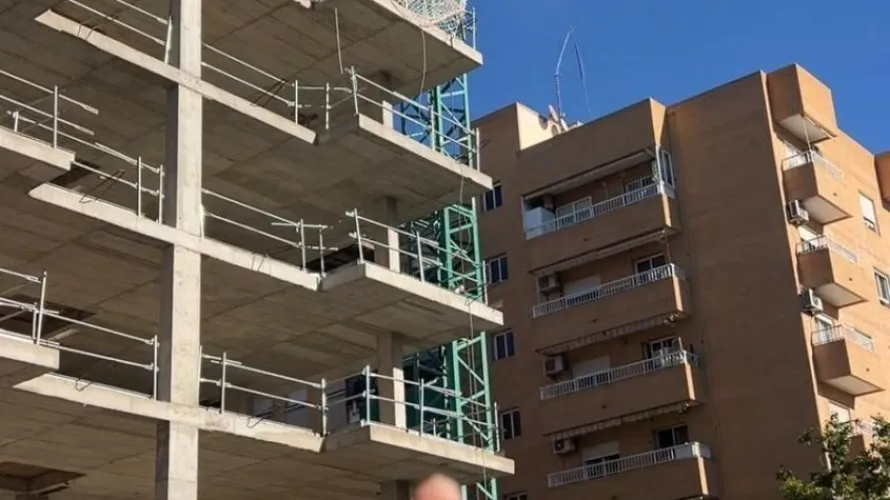 Apartamento de 1 dormitorio en Valencia, España No. 614 № 3