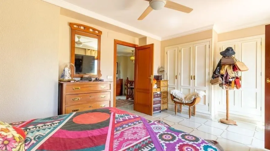 Apartamento de 4 dormitorios en Finestrat, España No. 1259 № 21