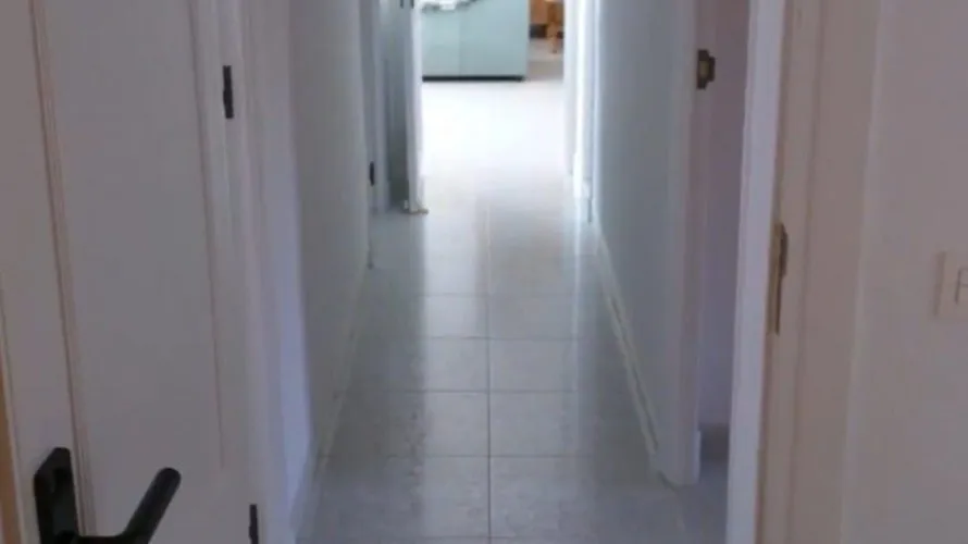 Apartamento de 4 dormitorios en Torrevieja, España No. 562 № 3