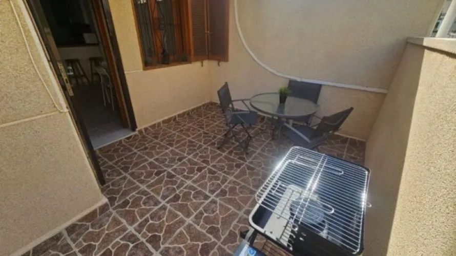 Bungalow de 2 dormitorios en La Zenia, España No. 1329 № 8