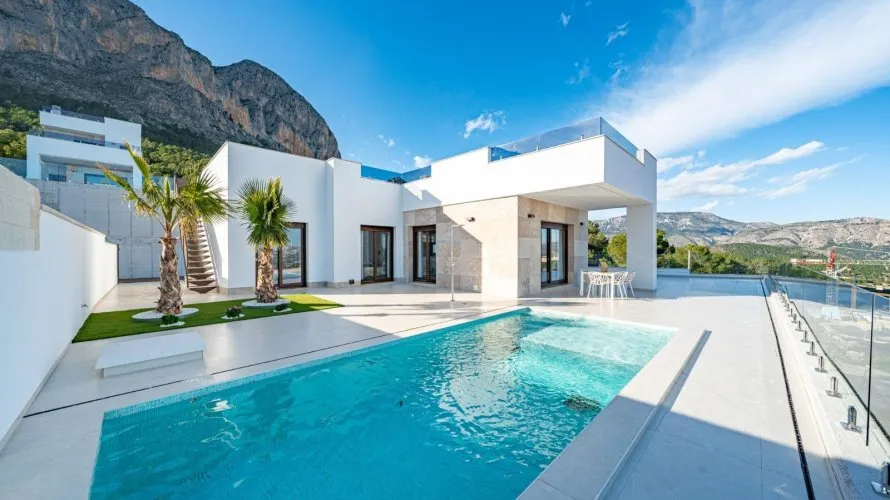 Villa de 3 dormitorios en Polop, España No. 1231 № 2
