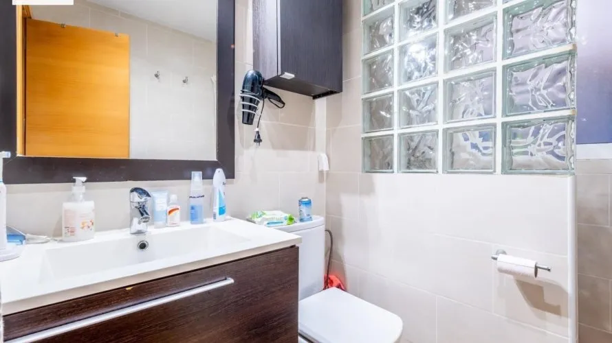 Apartamento de 3 dormitorios en Alicante, España No. 1211 № 15