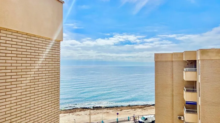 Ático de 2 dormitorios en Torrevieja, España No. 1262 № 11