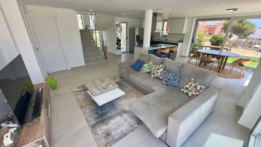 Villa de 3 dormitorios en Finestrat, España No. 968 № 18