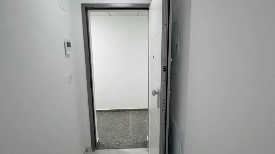 Apartamento de 2 dormitorios en Torrevieja, Spain No. 565 № 6