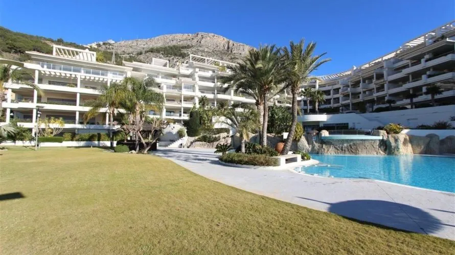 Apartamento de 260m² en El Mascarat, España No. 1197 № 8