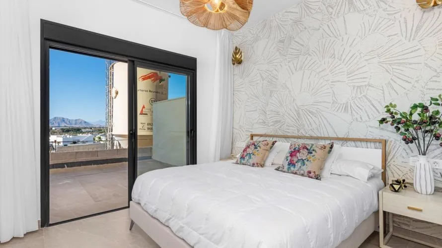 Apartamento de 2 dormitorios en Benijófar, España No. 992 № 22