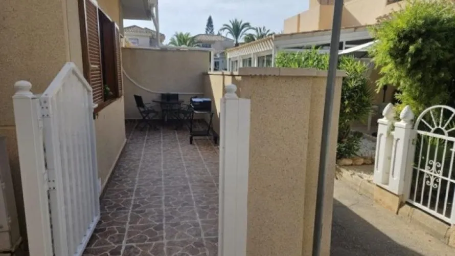 Bungalow de 2 dormitorios en La Zenia, España No. 1329 № 7