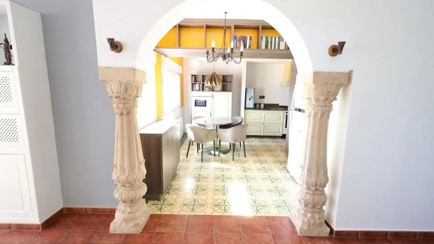 Apartamento de 4 dormitorios en Villamartin, España No. 1129 № 4