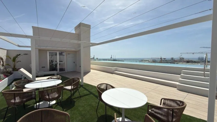 Apartamento de 3 dormitorios en Alicante, Spain No. 1326 № 5